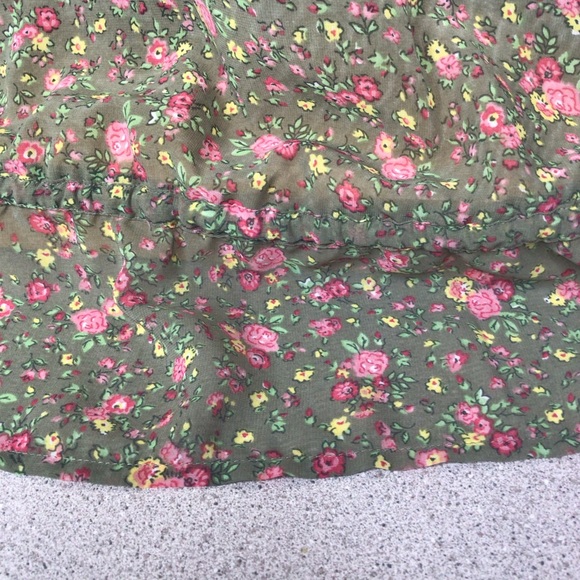 Motherhood Maternity flutter sleeve ruffle Medium - Picture 7 of 14